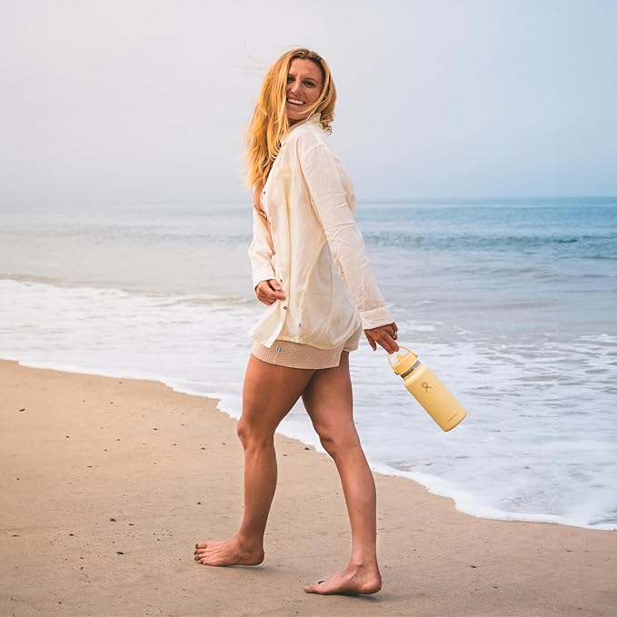 Wide Mouth vacuum insulated stainless steel water bottle with leakproof closeable straw lid for cold water drinks, sports, travel, car and school